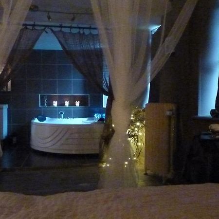 Francorchamps Guest House, Chambres Avec Ou Sans Jacuzzi Malmedy Ruang foto