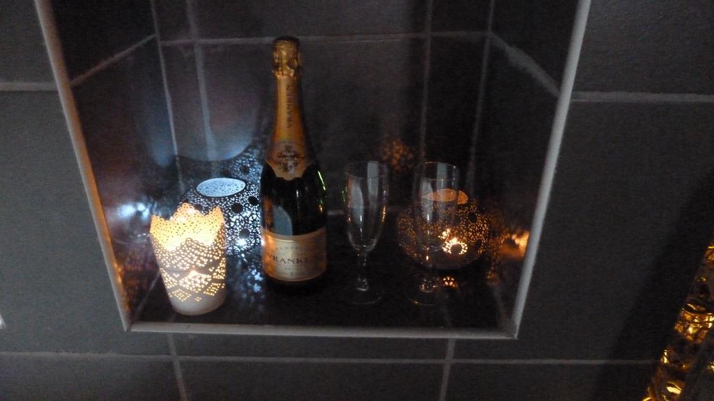 Francorchamps Guest House, Chambres Avec Ou Sans Jacuzzi Malmedy Ruang foto